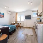 Aurelia Apartman Zára