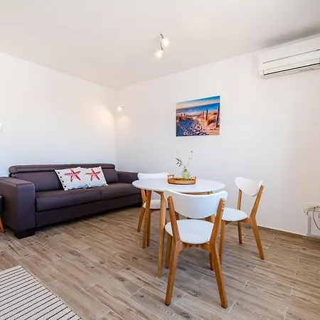 Apartament Aurelia *